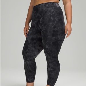 Lululemon High Rise 25” Align Pant 8 Diamond Dye